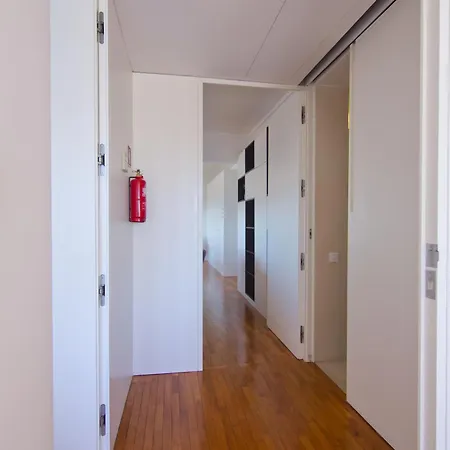 Apartment The Quartel House - Campo De Ourique Lisbon